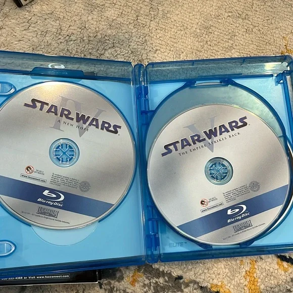 Star Wars Blu-Ray and DVDs - Picture 3 of 5